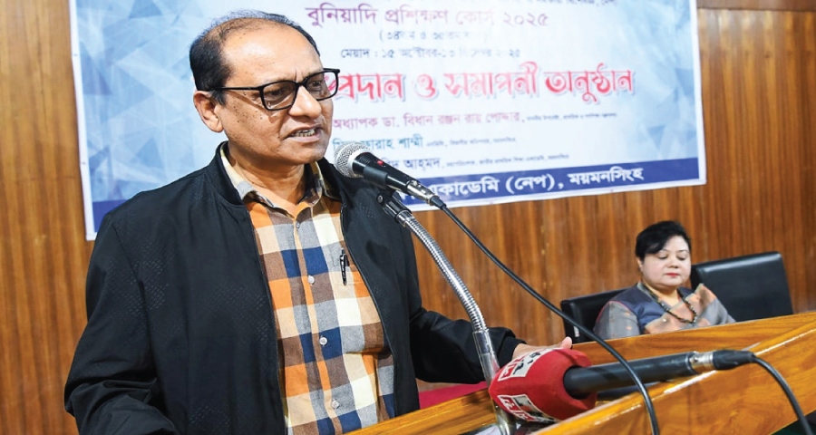 বছরের শুরুতেই শিক্ষার্থীরা নতুন বই পাবে : গণশিক্ষা উপদেষ্টা