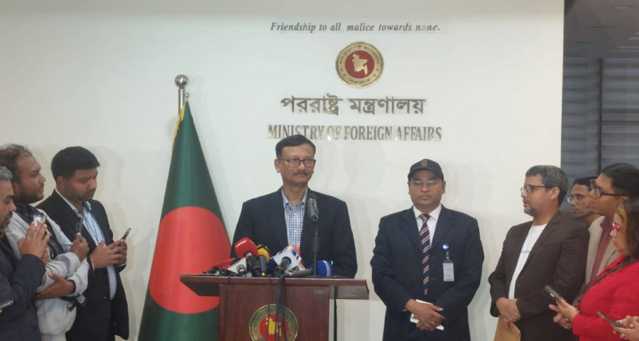 নির্বাচন নিয়ে প্রতিবেশীদের উপদেশ চাই না, ভারতকে পররাষ্ট্র উপদেষ্টা