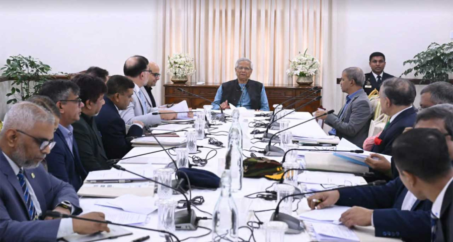 নির্বাচন সামনে রেখে সাইবার নিরাপত্তা জোরদারের নির্দেশ প্রধান উপদেষ্টার