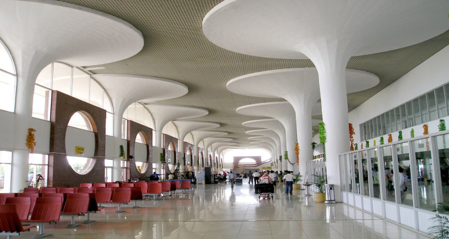 শাহজালাল বিমানবন্দরে ২৪ ঘণ্টা যাত্রী ছাড়া বাকীদের প্রবেশে নিষেধাজ্ঞা