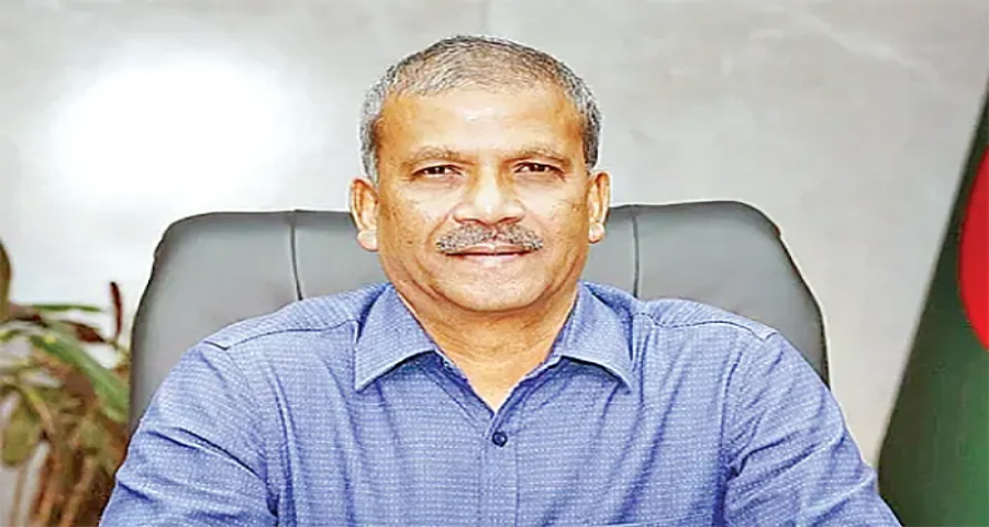 তারেক রহমানের দেশে আসায় আইনগত বাধা আছে বলে জানা নেই: আইন উপদেষ্টা