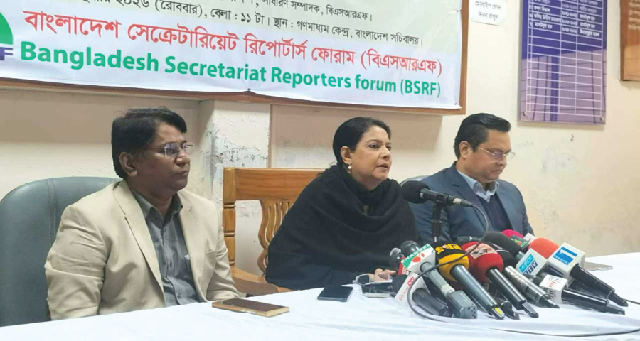 <span style='color:red;font-size:14px;'>তথ্য উপদেষ্টা</span><br> আইপিএল সম্প্রচার বন্ধের প্রস্তাবের আইনগত ভিত্তি পর্যালোচনা করা হচ্ছে