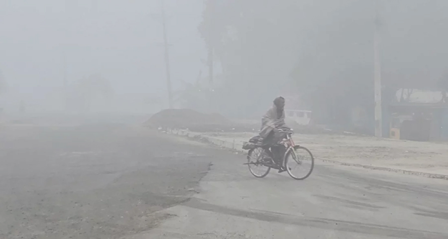 শৈত্যপ্রবাহে কাঁপছে নওগাঁ, মৌসুমের সর্বনিম্ন তাপমাত্রা ৬.৭ ডিগ্রি