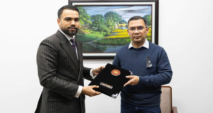 খালেদা জিয়ার মৃত্যুতে প্রধান উপদেষ্টার শোকবার্তা হস্তান্তর