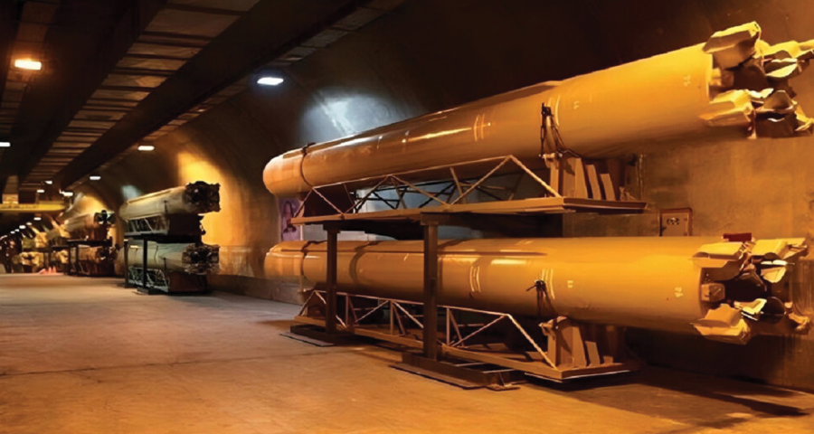 মাটির নিচের নতুন মিসাইল ঘাঁটি উন্মোচন ইরানের