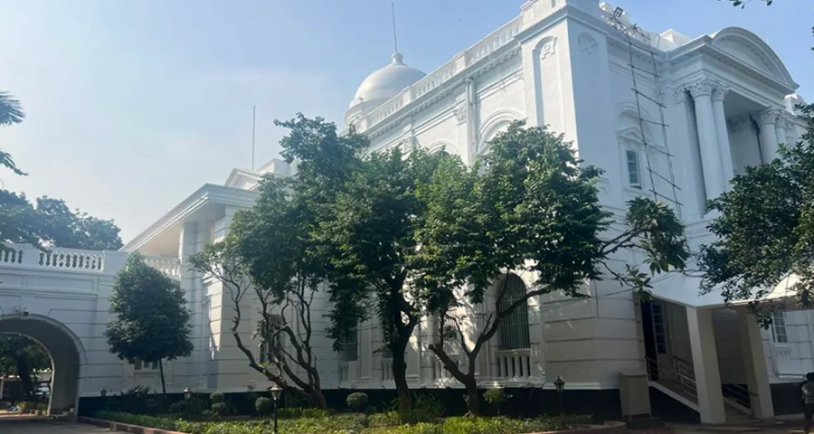 <span style='color:red;font-size:14px;'>আশুলিয়ায় লাশ পোড়ানো মামলা</span><br> সাবেক এমপি সাইফুলসহ ছয়জনের মৃত্যুদণ্ড, ৮ জনের বিভিন্ন মেয়াদে সাজা