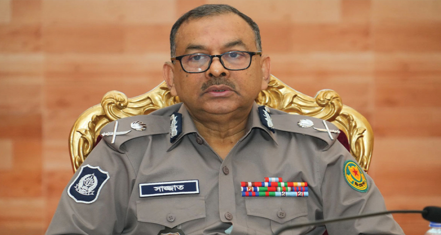 পদত্যাগ করলেন ডিএমপি কমিশনার সাজ্জাত আলী