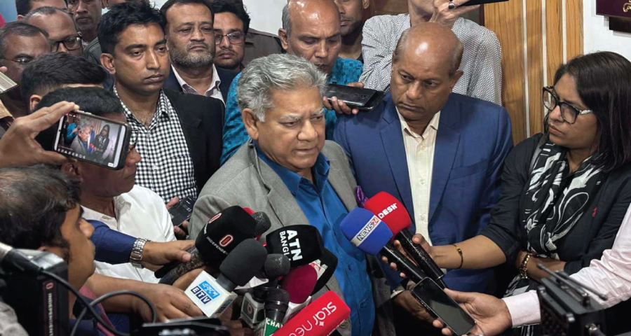 <span style='color:red;font-size:14px;'>বন্দরে ধর্মঘটের ইস্যুতে উপদেষ্টা</span><br> সরকার হার্ডলাইনে যাওয়ার সিদ্ধান্ত নিয়েছে