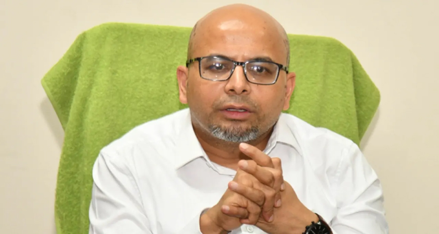 ‘পাঙ্গা লড়তে আইসেন না, মুখ খুললে বহু ভদ্রলোকের প্যান্ট খুলে যাবে’