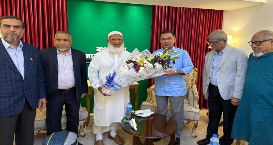 ভবিষ্যৎ প্রধানমন্ত্রী হিসেবে তারেক রহমানকে অগ্রিম অভিনন্দন জামায়াত আমিরের