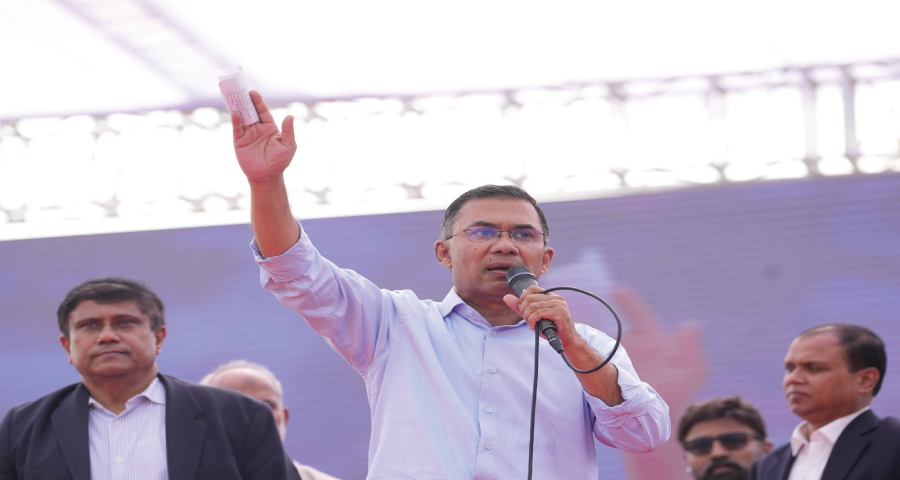 একটি রাজনৈতিক দল নারীদের ঘরে আটকে রাখতে চায় : তারেক রহমান