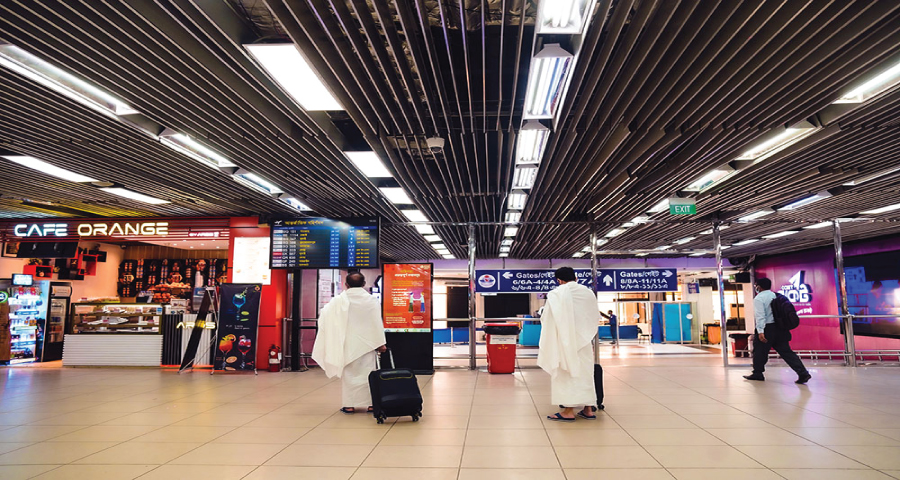 ঢাকা বিমানবন্দরে আজ ৩৮টি ফ্লাইট বাতিল