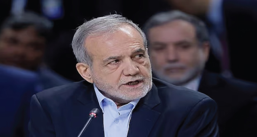 শত্রুকে এক ইঞ্চি জমিও দখল করতে দেবে না ইরান: ভাষণে পেজেশকিয়ান