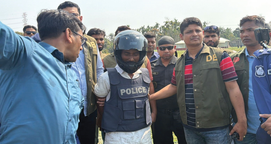অপমান ঢাকতেই খুন করা হয় দাদি-নাতনিকে, চাচা গ্রেপ্তার