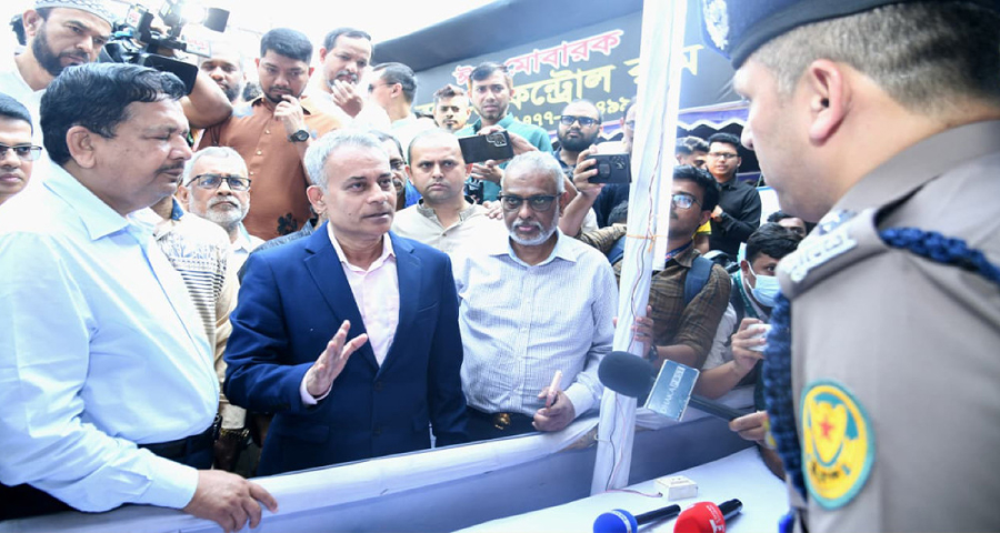 দু-একটি পরিবহন নির্ধারিত ভাড়ার চেয়েও ২০-৩০ টাকা কম নিচ্ছে : সড়কমন্ত্রী