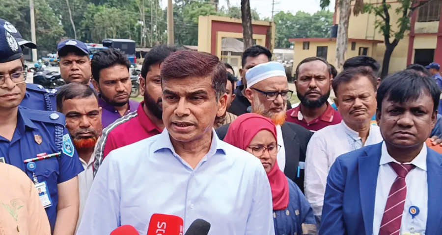 গুজবে কান দেবেন না, সন্তানকে টিকা দিন : পানিসম্পদ প্রতিমন্ত্রী