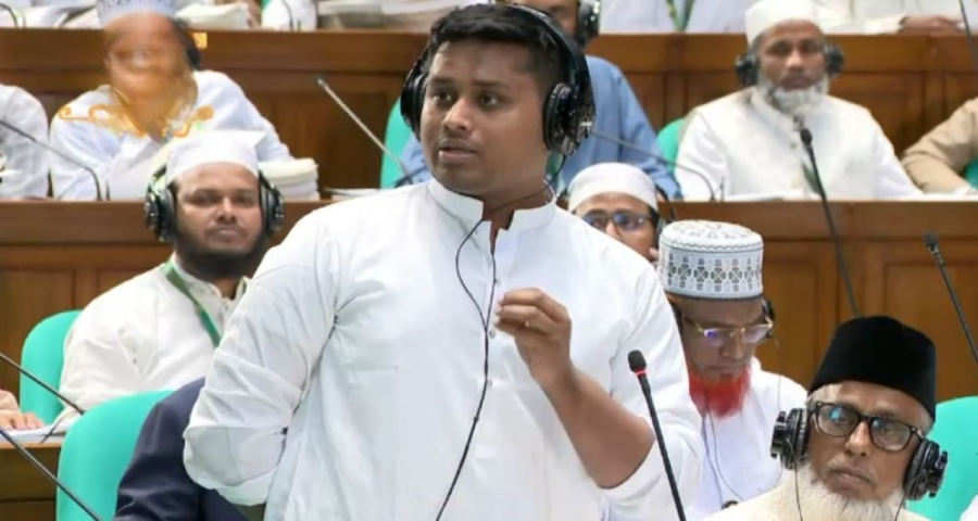 <span style='color:red;font-size:14px;'>সংসদে হাসনাত আব্দুল্লাহর প্রশ্ন</span><br> পাম্প বন্ধ হয়ে যাচ্ছে, গাড়ির সারি মন্ত্রী কি দেখতে পাচ্ছেন না?