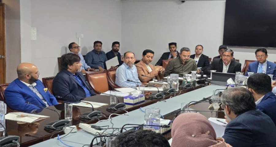 প্রাথমিক শিক্ষার্থীদের জন্য বিনামূল্যে ড্রেস-ব্যাগ: জুলাইয়ে পাইলট কার্যক্রম শুরু