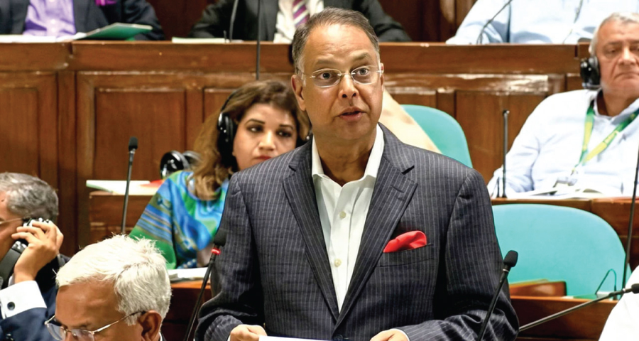 দেড়দিনের তেল এখন বিক্রি হয় ২ ঘণ্টায়, সংসদে জ্বালানিমন্ত্রী