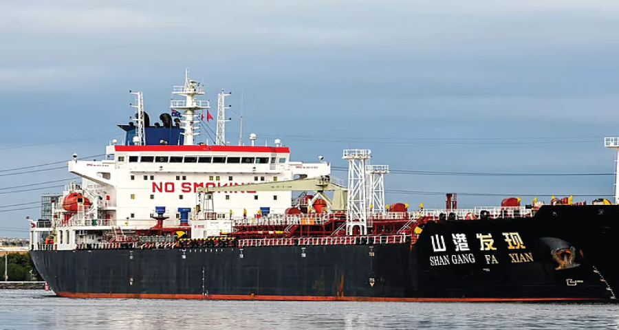 ৩৪ হাজার টন ডিজেল নিয়ে দেশে এল আরেক জাহাজ