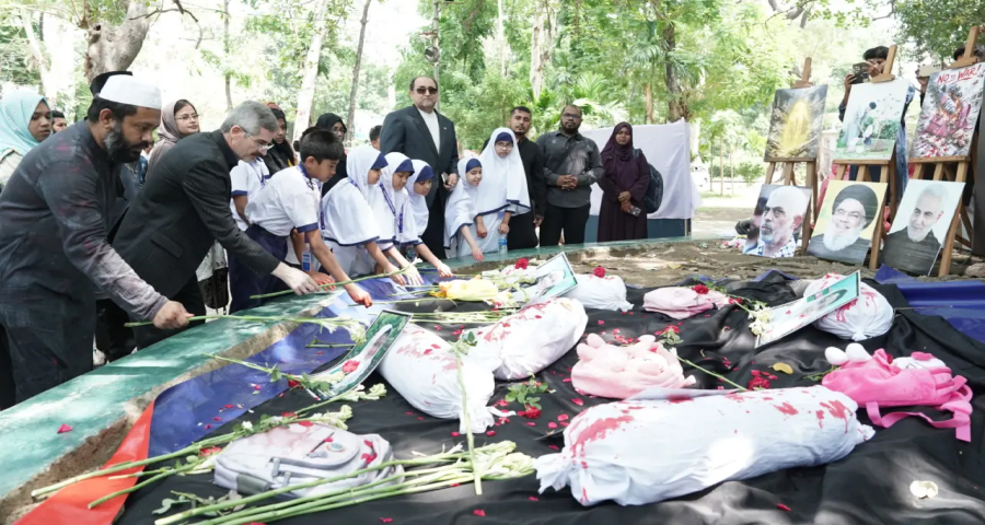 <span style='color:red;font-size:14px;'>ঢাকায় ইরানি রাষ্ট্রদূত</span><br> আটকা পড়া বাংলাদেশি জাহাজ দ্রুত হরমুজ প্রণালি পাড়ি দিতে পারবে