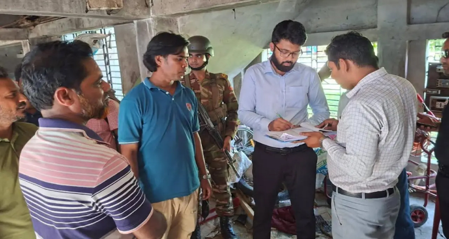 সাতক্ষীরায় চেয়ারম্যানের বাড়িতে মিলল ১২০০ লিটার ডিজেল