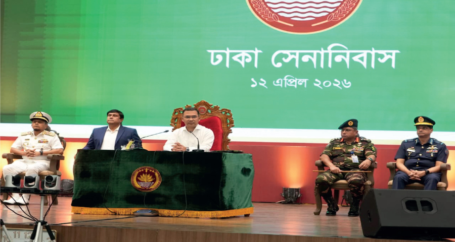 এমন সশস্ত্র বাহিনী চাই, যাদের বহিঃশক্তি সমীহ করবে: প্রধানমন্ত্রী