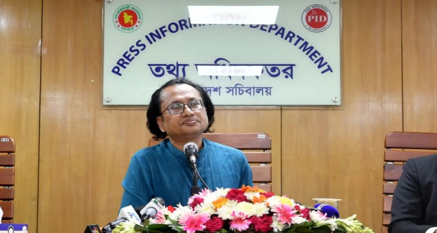 <span style='color:red;font-size:14px;'>প্রধানমন্ত্রীর উপদেষ্টা</span><br> ‘প্যানিক বায়িং’ করতে থাকলে জ্বালানি তেলের সংকট হবে