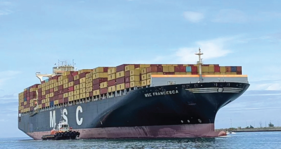 হরমুজ থেকে দুটি ইসরায়েলি জাহাজ আটক করেছে ইরান