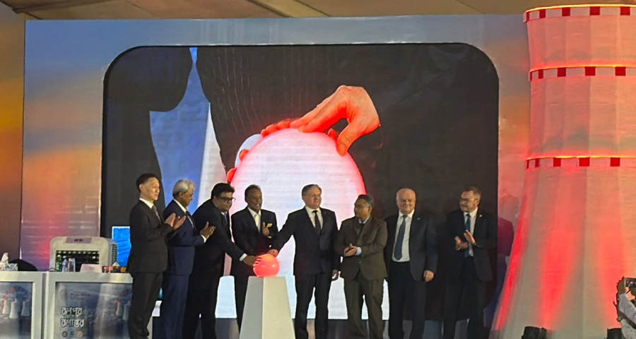 রূপপুরে জ্বালানি লোডিং শুরু, পারমাণবিক শক্তির যুগে বাংলাদেশের পদার্পণ