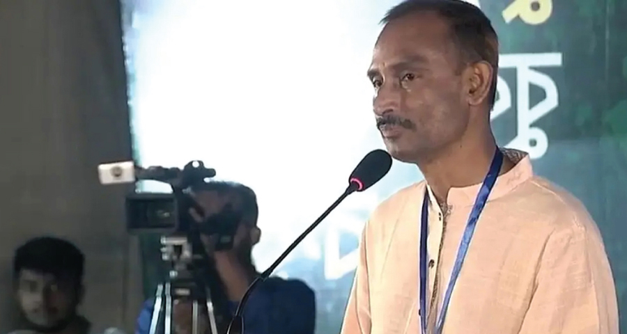 আমরা আজ নব্য স্বৈরাচারের গন্ধ পাচ্ছি : শহীদ ফাইয়াজের বাবা