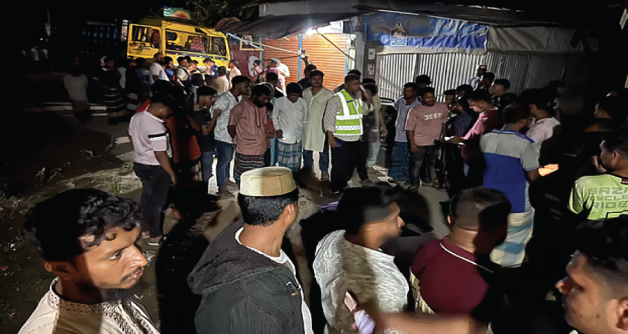 নগরকান্দায় ট্রাক দুর্ঘটনার পর চালককে পিটিয়ে হত্যা