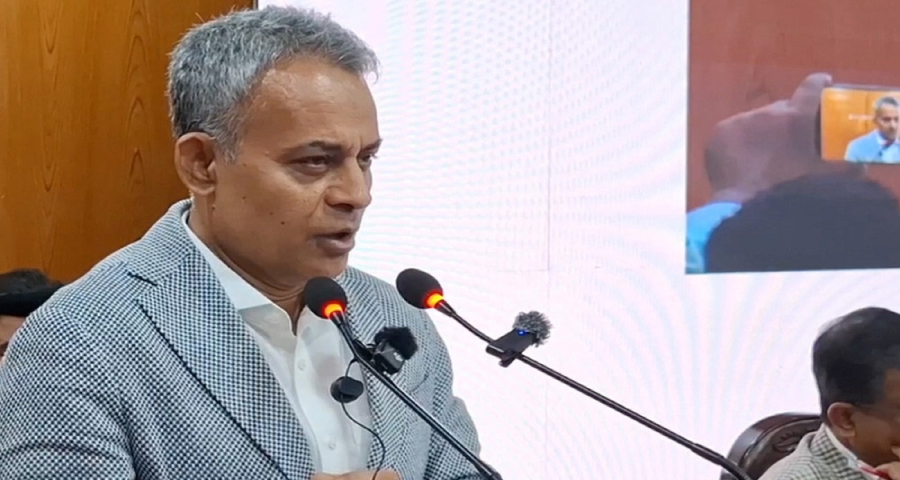 ফিটনেস সংকট ও অদক্ষ চালকের কারণেই বাড়ছে সড়ক দুর্ঘটনা: সেতুমন্ত্রী