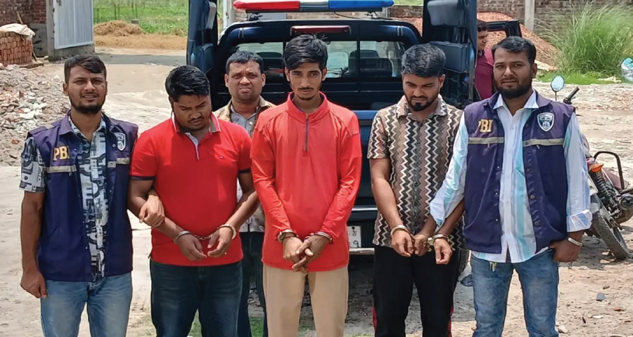 গৌরীপুরে চোরাই মোটরসাইকেলসহ ছাত্রদল নেতাসহ গ্রেপ্তার ৩