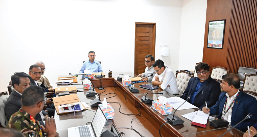 বিনিয়োগ বাড়াতে প্রকল্প অনুমোদন সহজ করার নির্দেশ প্রধানমন্ত্রীর