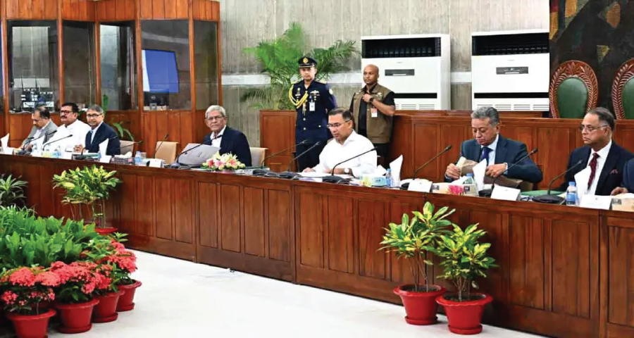 প্রস্তাবিত বাজেট অনুমোদনে চলছে মন্ত্রিসভার বিশেষ বৈঠক