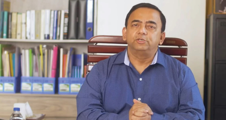 সাবেক আইজিপি বেনজীর আহমেদ দুবাইয়ে গ্রেপ্তার