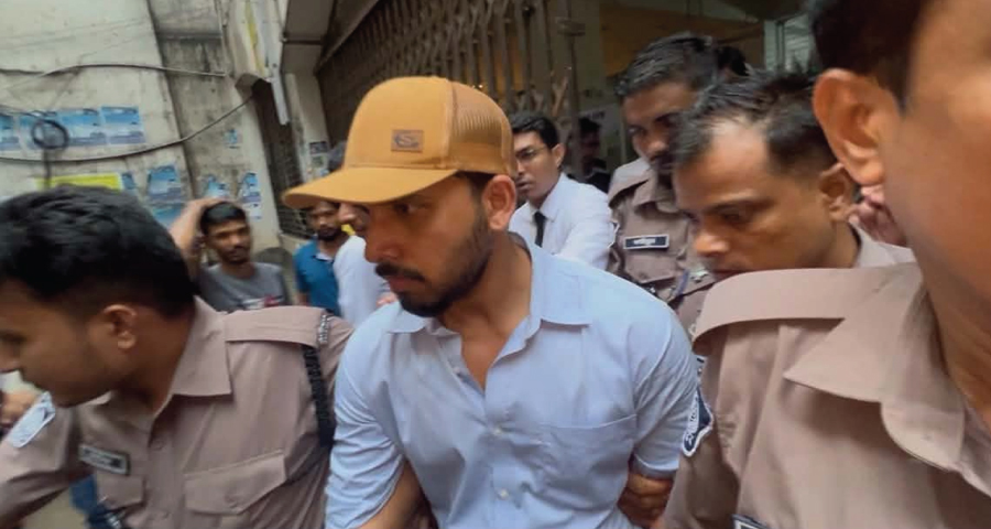 অভিনেতা জাহের আলভী কারাগারে