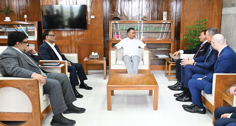 সাশ্রয়ী মূল্যে স্মার্টফোন ও ইন্টারনেট সেবা দেওয়ার আহ্বান
