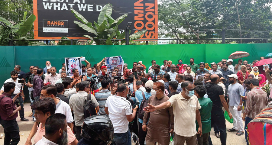 পাওনা দাবিতে আন্দোলনে জিপির সাবেক কর্মীরা, আটক ৬