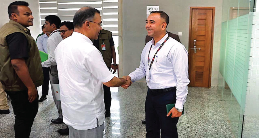 প্রধানমন্ত্রীর সঙ্গে সাক্ষাৎ, যা বললেন ভোক্তা অধিকারের জব্বার মণ্ডল
