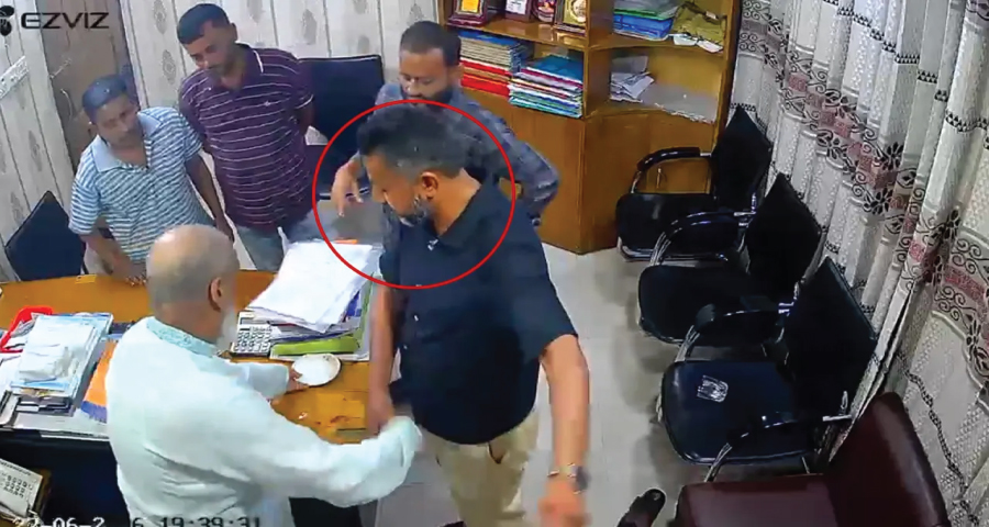 স্পর্শকাতর স্থানে চেপে ধরে স্বাক্ষর নেওয়া সেই লিটু গ্রেপ্তার