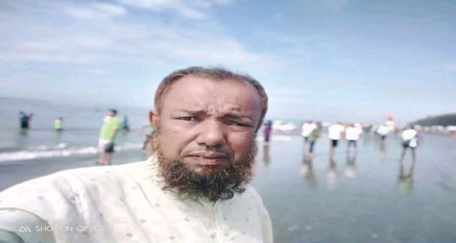ময়মনসিংহের ফুলবাড়িয়ায় ছাদ থেকে পড়ে প্রধান শিক্ষকের মৃত্যু