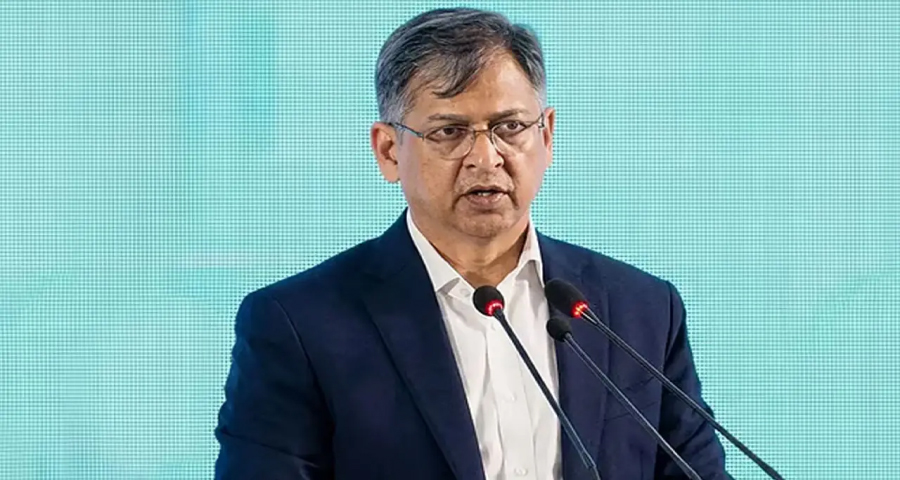 সংবিধানের ৭০ অনুচ্ছেদ সংশোধন করা হবে : স্বরাষ্ট্রমন্ত্রী