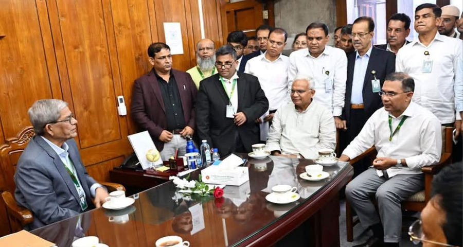 নবনির্বাচিত রাষ্ট্রপতির সঙ্গে প্রধানমন্ত্রীর সাক্ষাৎ, সঙ্গে ছিলেন হুইপ অপু