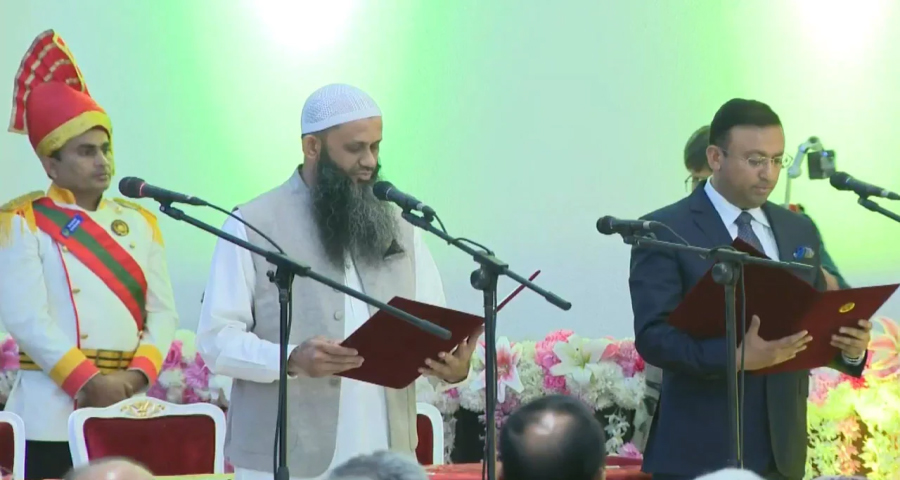 শপথ নিলেন নতুন ২ প্রতিমন্ত্রী