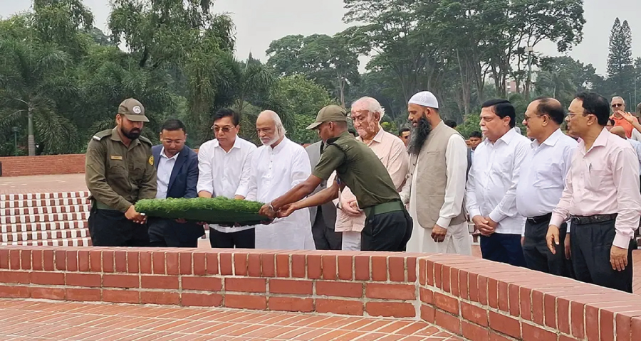 জাতীয় স্মৃতিসৌধে শ্রদ্ধা জানালেন নবনিযুক্ত মন্ত্রী ও প্রতিমন্ত্রীরা