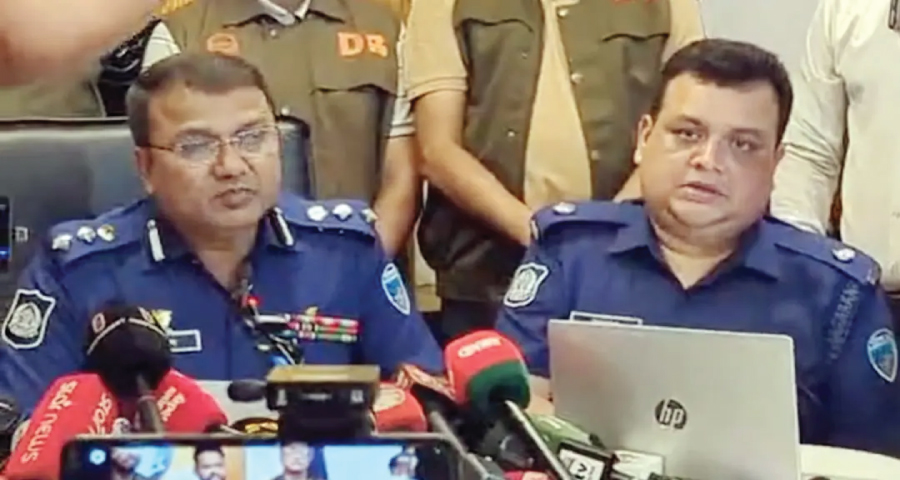 আইফোন ছিনিয়ে নিতে অপ্রতিমকে লাঠি দিয়ে পিটিয়ে হত্যা: পুলিশ
