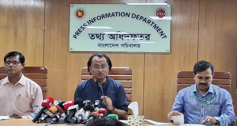 নির্ধারিত দামে এলপিজি না মিললে ব্যবস্থা নেবে সরকার: প্রধানমন্ত্রীর উপদেষ্টা