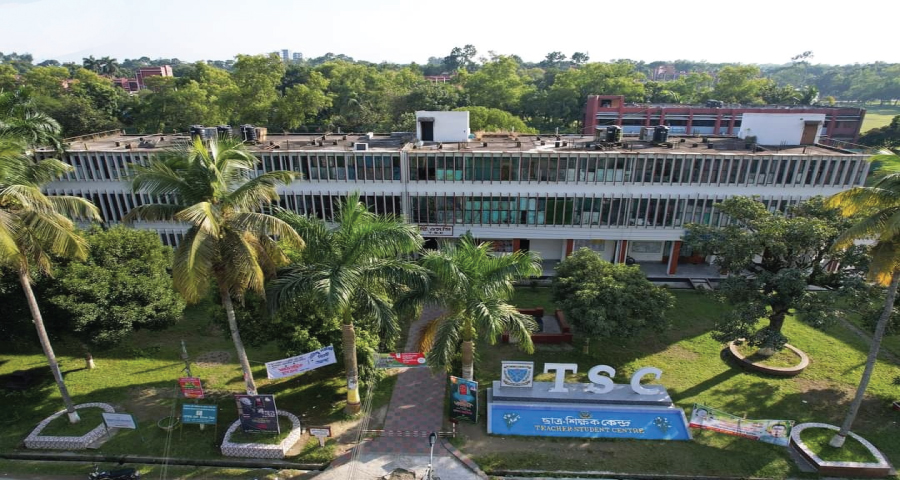 প্রধানমন্ত্রী স্বর্ণপদকের জন্য মনোনীত বাকৃবির ১৩ শিক্ষার্থী
